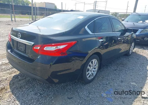 2016 Nissan Altima 2.5/S/Sv/Sl/Sr z USA, uszkodzony, nr VIN 1N4AL3AP3GC120415